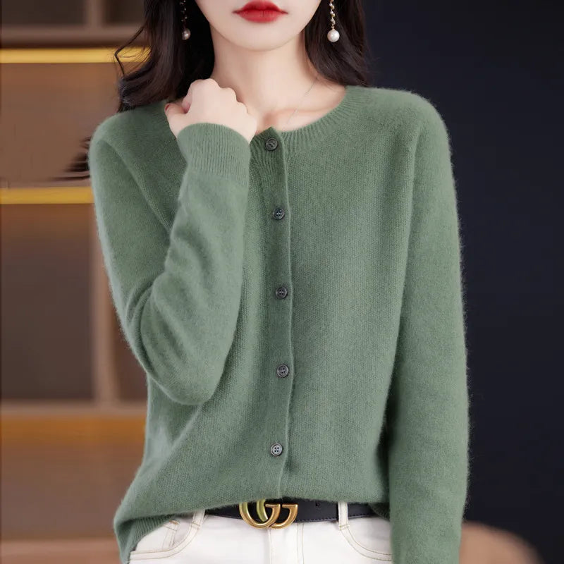 Elara | Elegant Buttoned Cardigan
