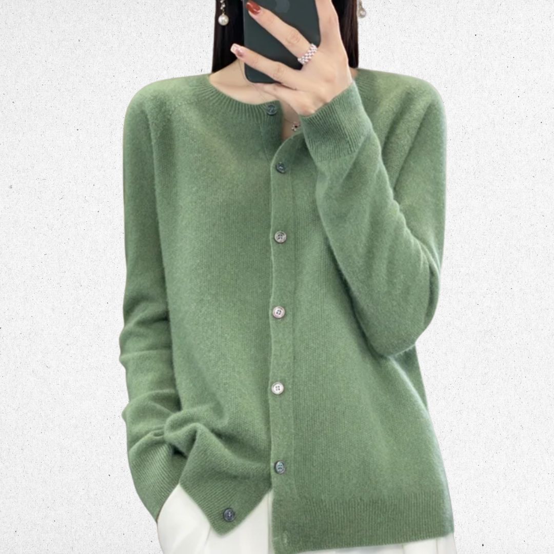 Elara | Elegant Buttoned Cardigan